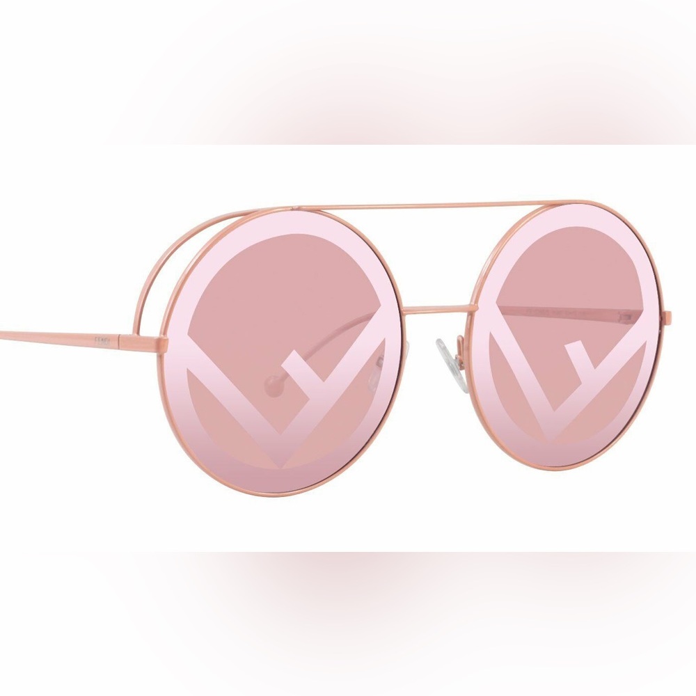 Fendi pink glasses F on the glass